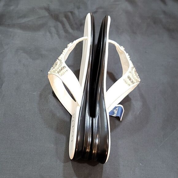 BRAND NEW ITALIAN SHOEMAKERS WOMEN'S MYSTIFY THONG SANDAL - Picture 11 of 16